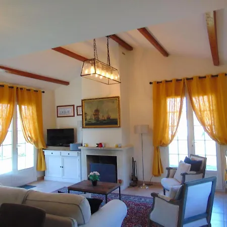 Heated Private Swimming Pool Villa In Les Forges, Next To 27-Holes Golf Course * Les Forges (Deux-Sevres)